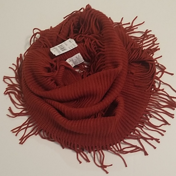 Scarve - Picture 3 of 4